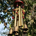 Cloche en cuivre, carillon artisanal pour ambiance apaisante