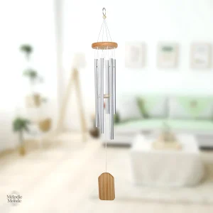 Élégant carillon en métal pour une ambiance apaisante