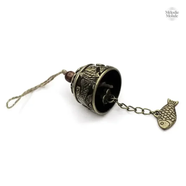 Carillon sculpté, un accessoire au charme ancien