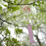 Cloche artisanale japonaise, design floral