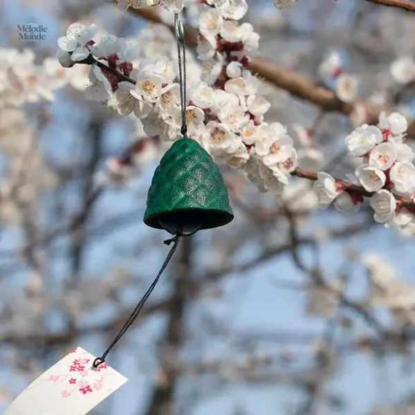 Carillon japonais, pièce artisanale en fonte
