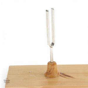 Outil de musique : Diapason 440 Hz avec résonateur