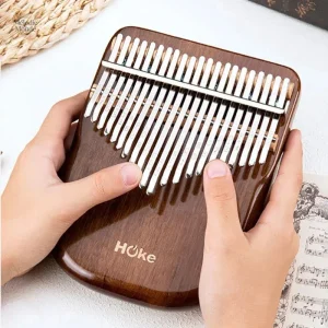 Kalimba artisanal en bois de noyer