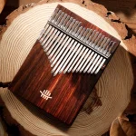 Instrument de musique kalimba en bois