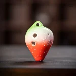 Ocarina original en céramique fruit fraise